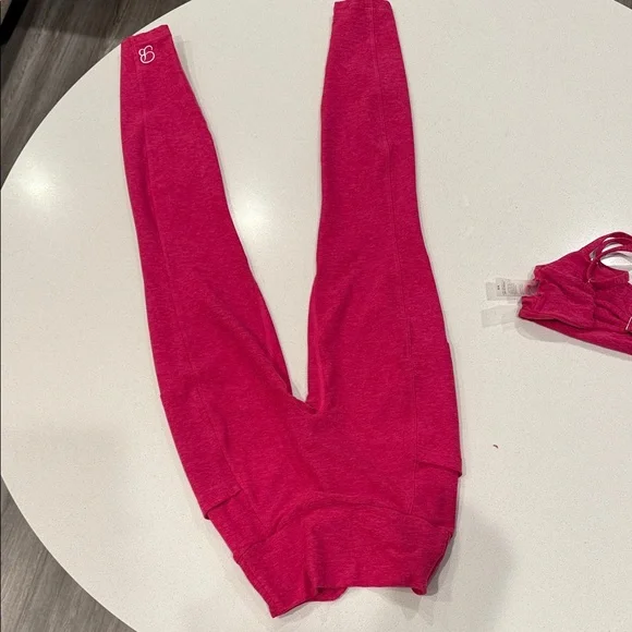 Bombshell Sportswear                                  Wave Wire bra + leggings 💗 - Picture 7 of 10